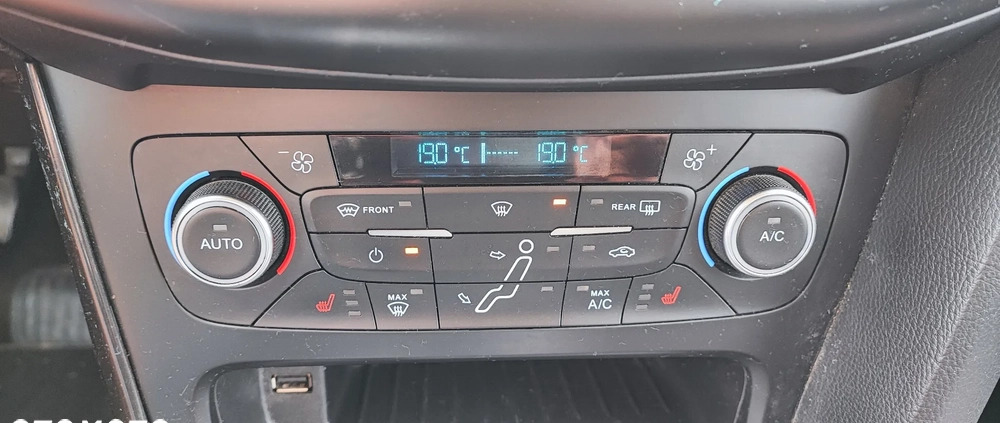 Ford Focus cena 34900 przebieg: 115000, rok produkcji 2016 z Lublin małe 137
